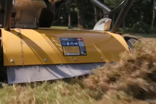 Heavy-duty Lawnmowers made in Japan